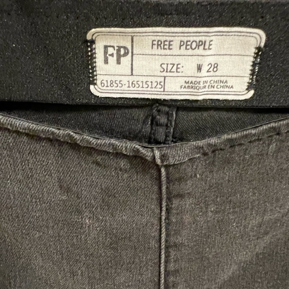 Free People Flared Leg Mid Rise Pull-On Stretch Jeans Size 28 - Picture 4 of 5